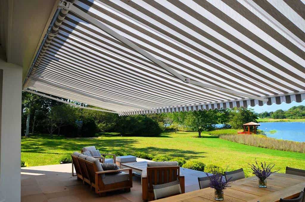 install an aluminum porch awning