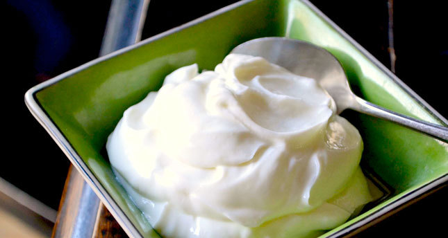 The Health Benefits of Regular Yogurt